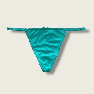 Victoria’s Secret V-string Panty Small New